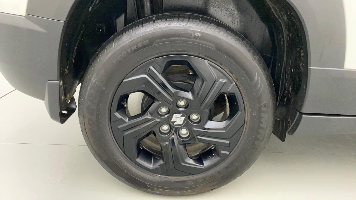 2023 Maruti BREZZA ZXI SMART HYBRID , Petrol, Manual, 5,398 km, Right Rear Wheel