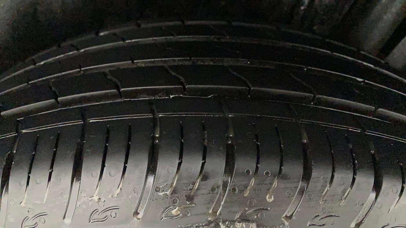 2023 Maruti BREZZA ZXI SMART HYBRID , Petrol, Manual, 5,398 km, Left Rear Tyre Tread