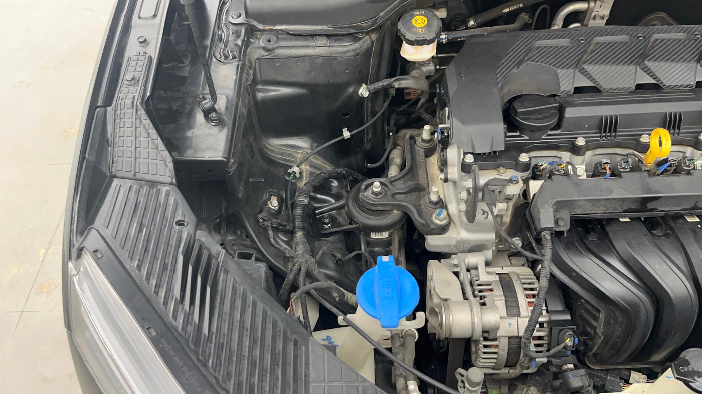 2022 Hyundai Creta E 1.5 PETROL, Petrol, Manual, 32,317 km, Engine View - Right