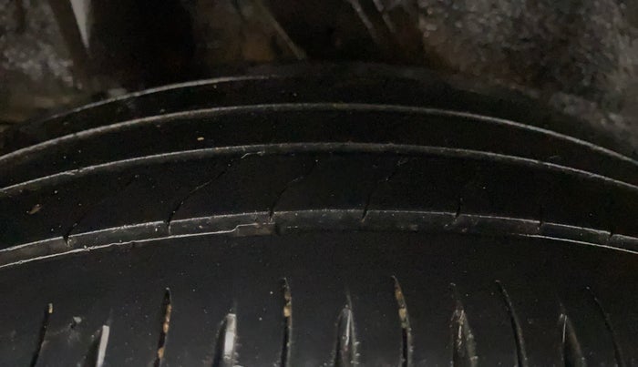 2021 Hyundai VENUE SX 1.0 (O) TURBO IMT, Petrol, Manual, 57,683 km, Right Rear Tyre Tread