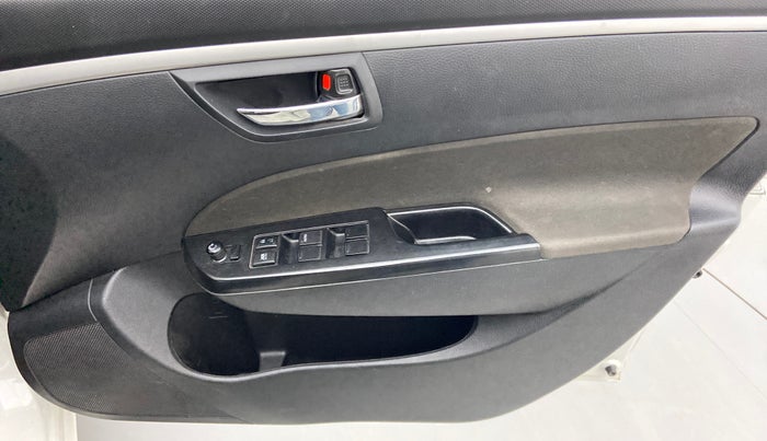 2016 Maruti Swift ZXI, Petrol, Manual, 58,671 km, Driver Side Door Panels Control