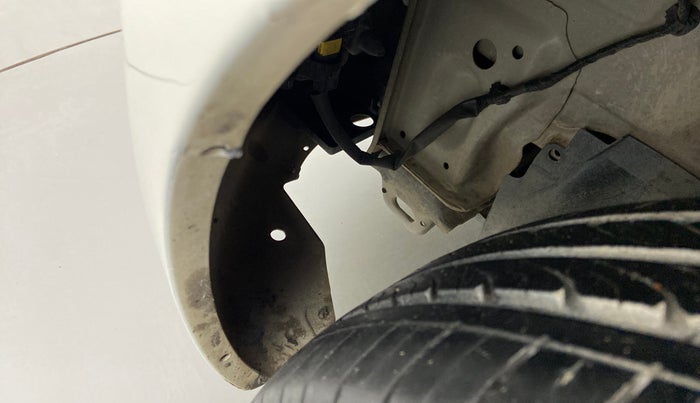 2016 Maruti Swift ZXI, Petrol, Manual, 58,671 km, Left fender - Lining loose