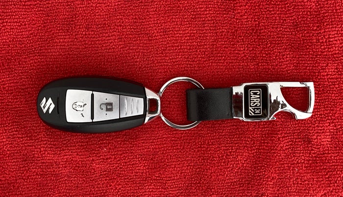 2016 Maruti Swift ZXI, Petrol, Manual, 58,671 km, Key Close Up
