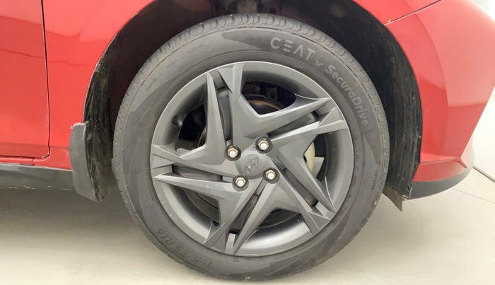 2021 Hyundai NEW I20 SPORTZ 1.0T GDI IMT, Petrol, Manual, 11,468 km, Right Front Wheel