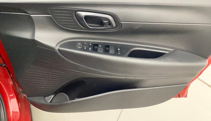 2021 Hyundai NEW I20 SPORTZ 1.0T GDI IMT, Petrol, Manual, 11,468 km, Driver Side Door Panels Control