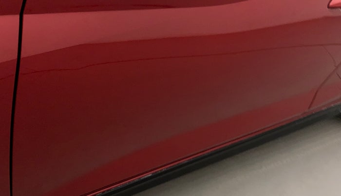 2021 Hyundai NEW I20 SPORTZ 1.0T GDI IMT, Petrol, Manual, 11,468 km, Front passenger door - Slightly dented