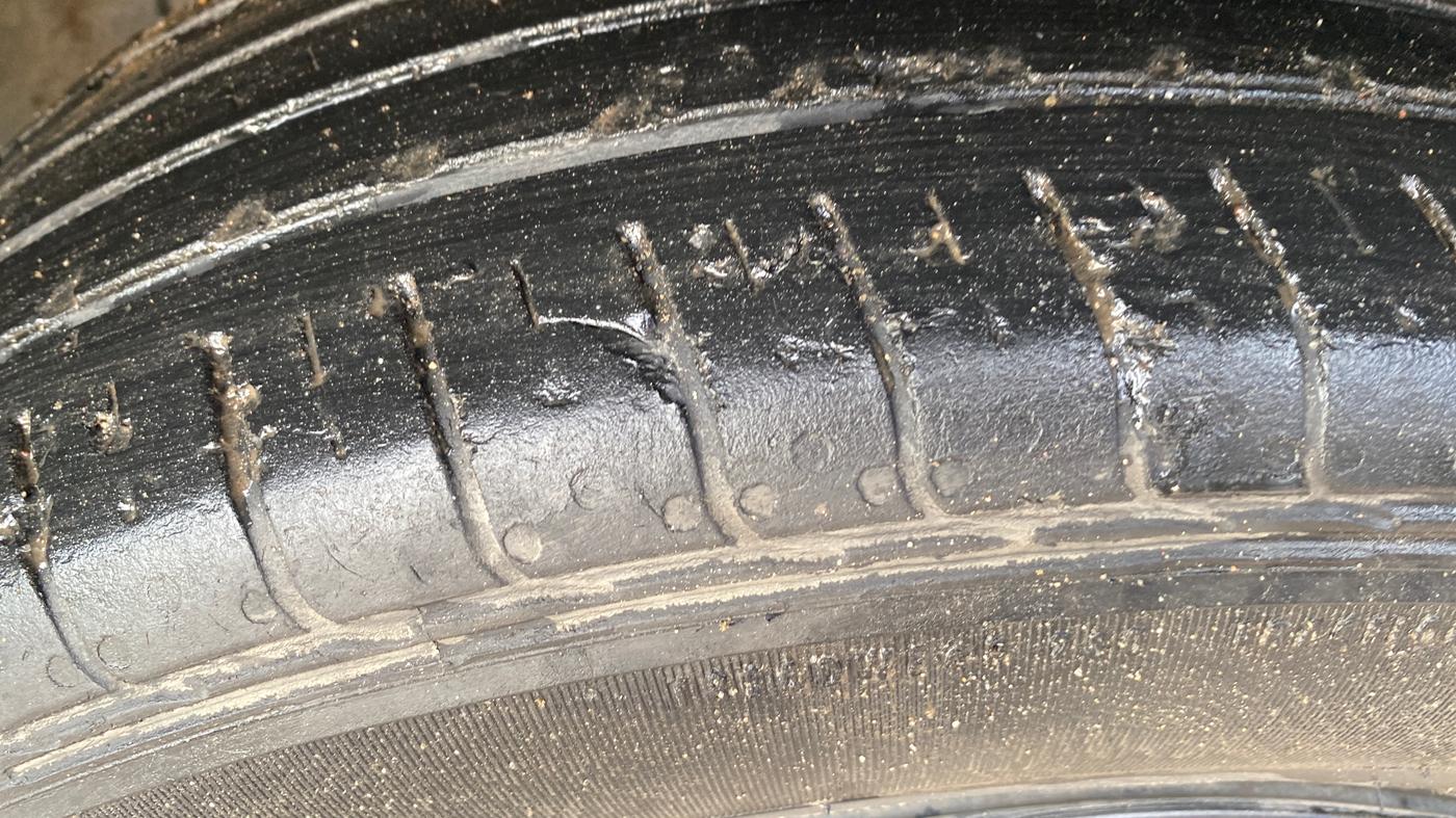 2024 Hyundai VENUE S 1.2, Petrol, Manual, 39,829 km, Right Front Tyre Tread