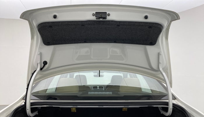 2017 Volkswagen Vento 1.2 TSI HIGHLINE PLUS AT, Petrol, Automatic, 26,605 km, Boot Door Open