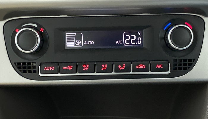 2017 Volkswagen Vento 1.2 TSI HIGHLINE PLUS AT, Petrol, Automatic, 26,605 km, Automatic Climate Control