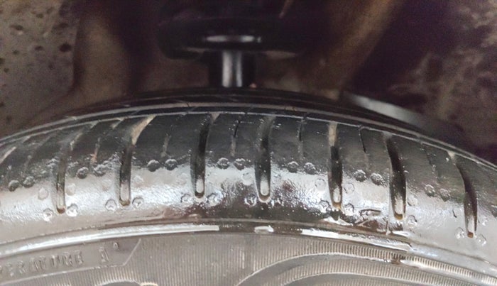 2021 MG HECTOR SHARP 2.0 DIESEL, Diesel, Manual, 1,26,892 km, Right Front Tyre Tread