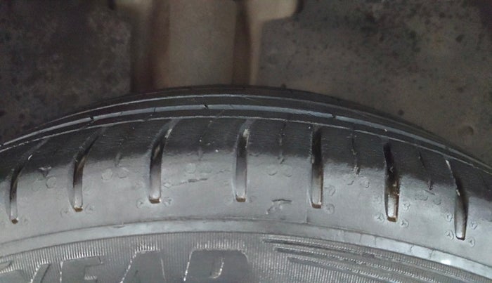 2021 MG HECTOR SHARP 2.0 DIESEL, Diesel, Manual, 1,26,892 km, Right Rear Tyre Tread