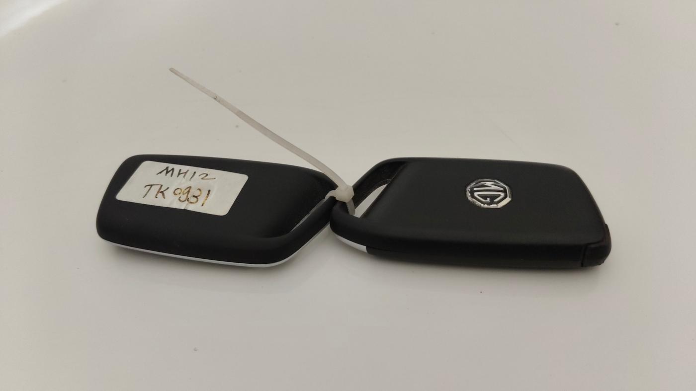 2021 MG HECTOR SHARP 2.0 DIESEL, Diesel, Manual, 1,26,892 km, Key Close Up