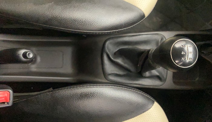 2014 Hyundai Eon ERA +, Petrol, Manual, 16,290 km, Gear Lever