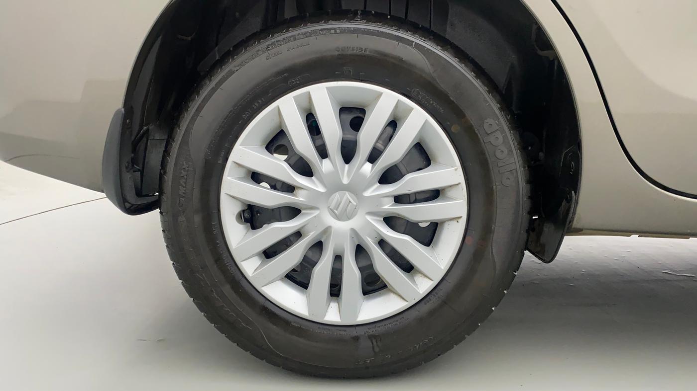 2021 Maruti Dzire VXI AMT, Petrol, Automatic, 2,680 km, Right Rear Wheel