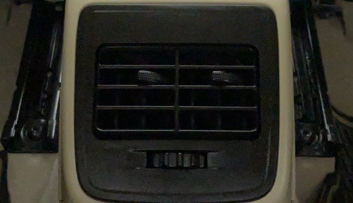 2021 Maruti Dzire VXI AMT, Petrol, Automatic, 2,680 km, Rear AC Vents