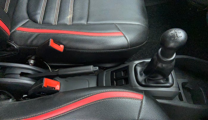 2018 Maruti Alto 800 LXI, Petrol, Manual, 26,181 km, Gear Lever