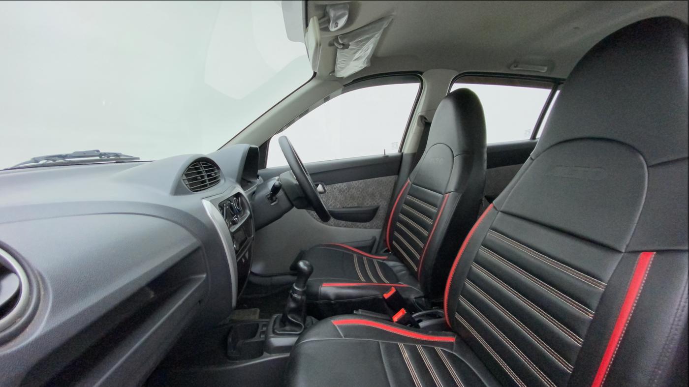 2018 Maruti Alto 800 LXI, Petrol, Manual, 26,181 km, Right Side Front Door Cabin