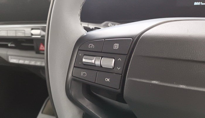 2025 KIA SYROS  HTX 1.0 Turbo 6MT, Petrol, Manual, 8,660 km, Adaptive Cruise Control