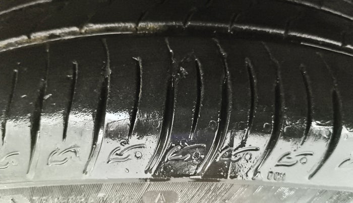 2025 KIA SYROS  HTX 1.0 Turbo 6MT, Petrol, Manual, 8,660 km, Left Front Tyre Tread