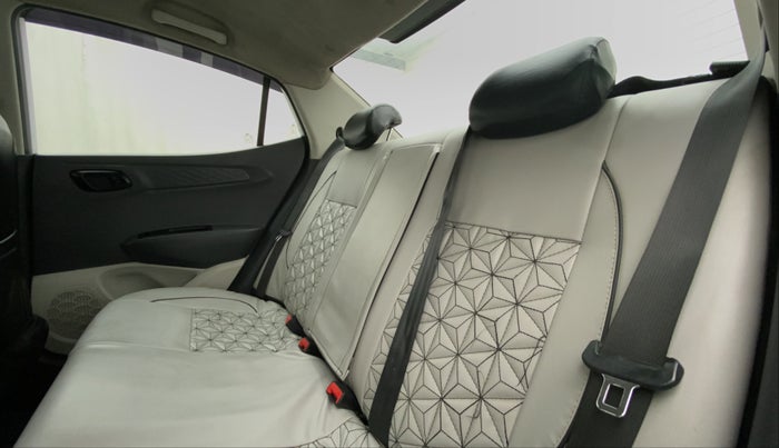 2020 Hyundai AURA S 1.2 CNG, CNG, Manual, 66,908 km, Right Side Rear Door Cabin
