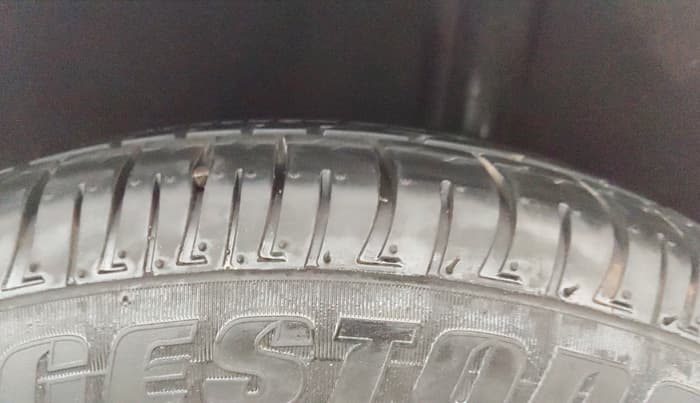 2015 Ford Ecosport TITANIUM 1.5L PETROL AT, Petrol, Automatic, 89,574 km, Left Rear Tyre Tread