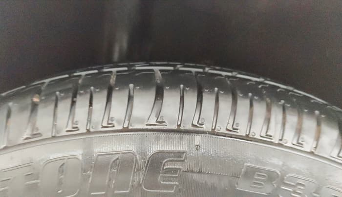 2015 Ford Ecosport TITANIUM 1.5L PETROL AT, Petrol, Automatic, 89,574 km, Right Rear Tyre Tread