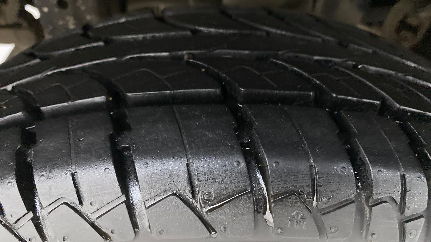 2010 Maruti Zen Estilo VXI, Petrol, Manual, 25,249 km, Right Rear Tyre Tread