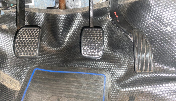 2017 Maruti Alto 800 VXI O, Petrol, Manual, 40,090 km, Pedals