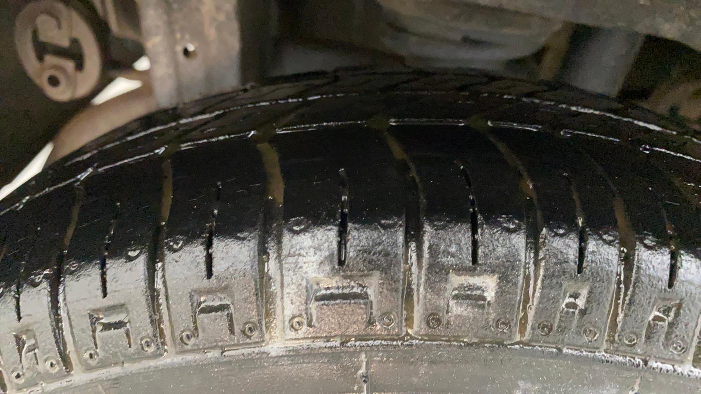 2017 Maruti Alto 800 VXI O, Petrol, Manual, 40,158 km, Right Rear Tyre Tread