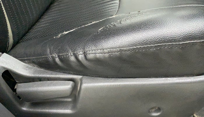 2015 Maruti Alto K10 LXI CNG, CNG, Manual, 38,241 km, Driver Side Adjustment Panel