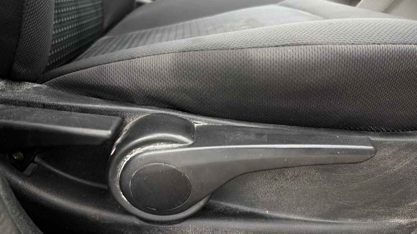 2019 Tata Tiago XZ PLUS PETROL, Petrol, Manual, 75,893 km, Driver Side Adjustment Panel