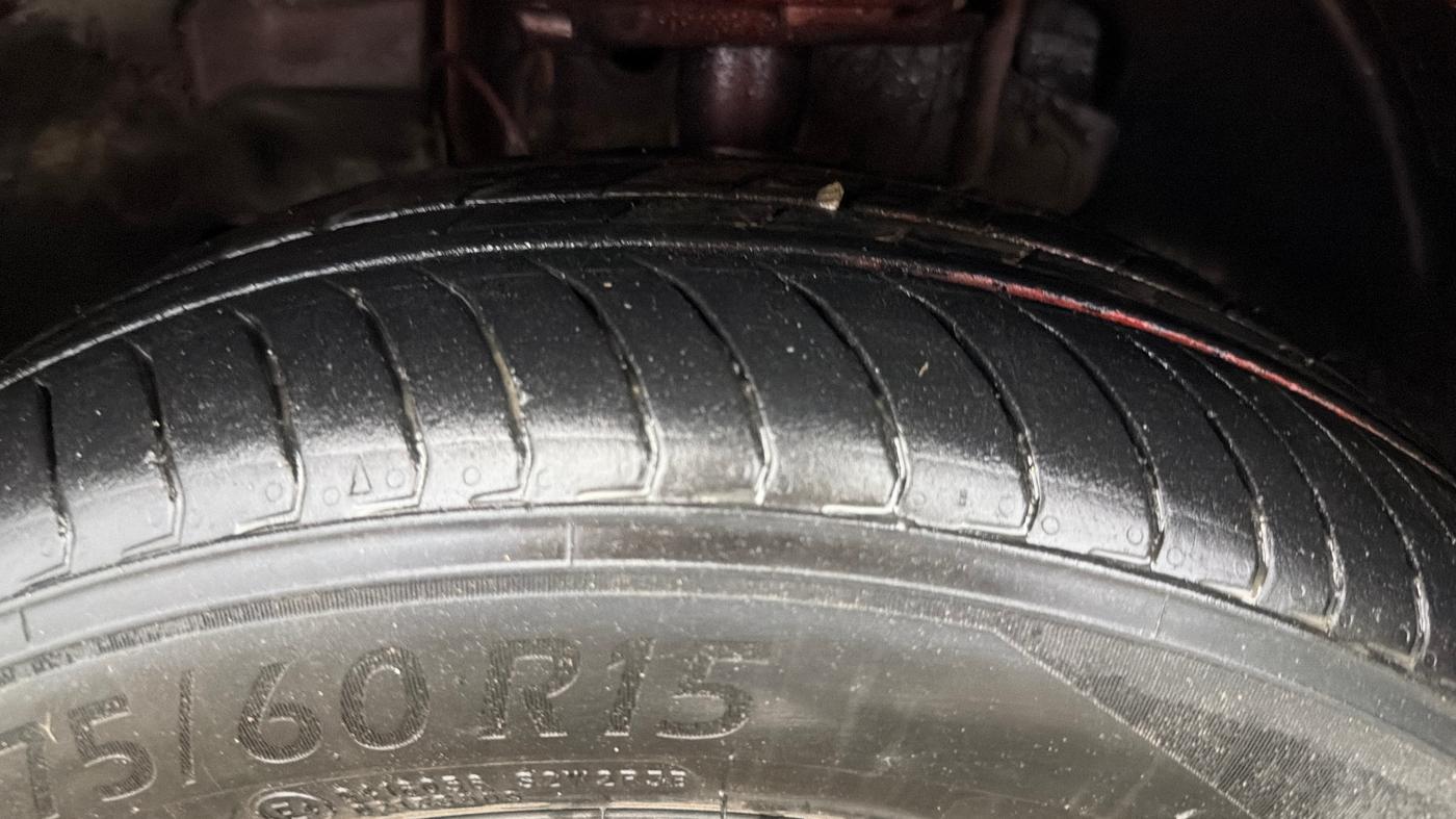 2019 Tata Tiago XZ PLUS PETROL, Petrol, Manual, 75,893 km, Left Front Tyre Tread
