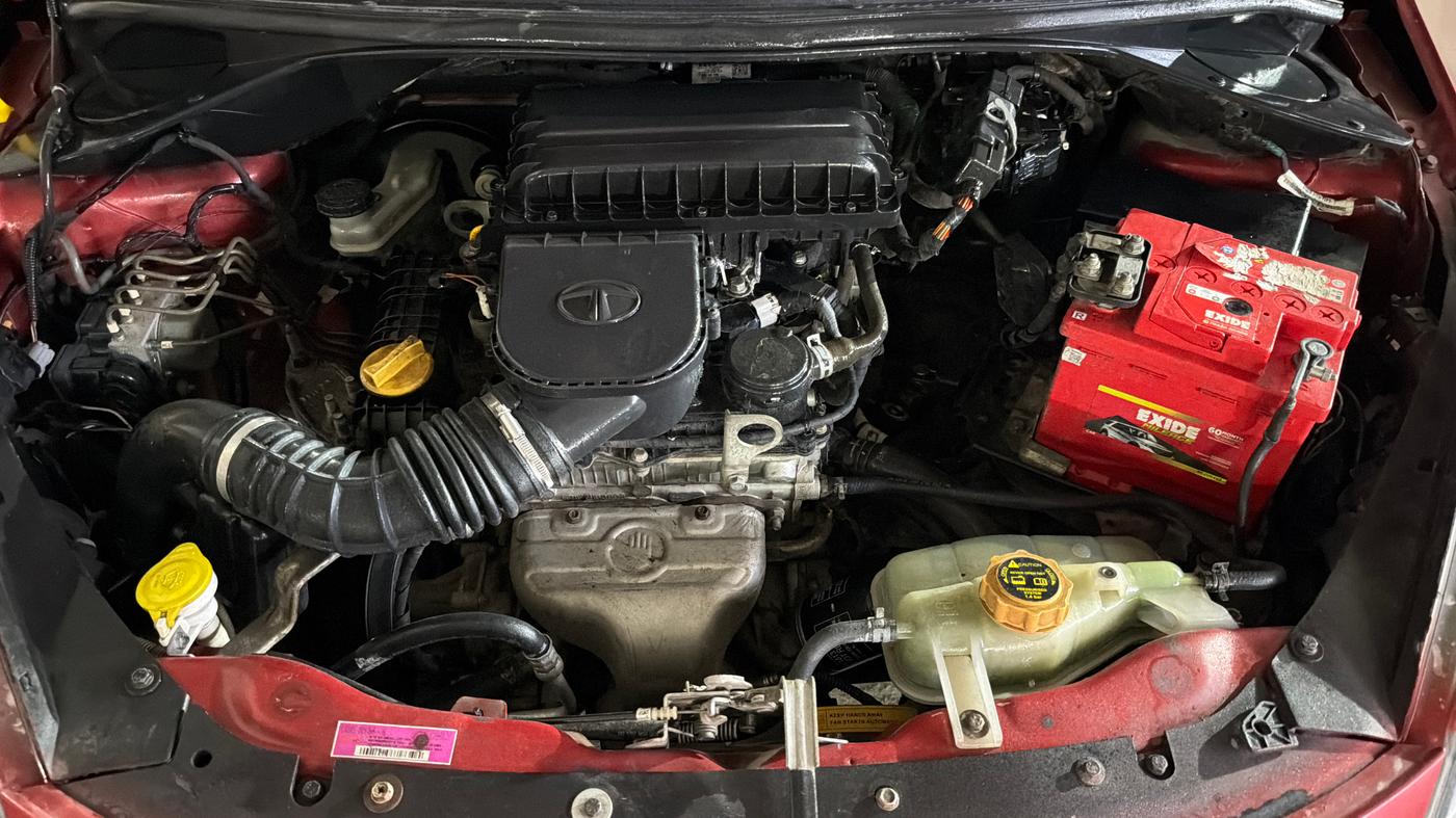 2019 Tata Tiago XZ PLUS PETROL, Petrol, Manual, 75,893 km, Engine View