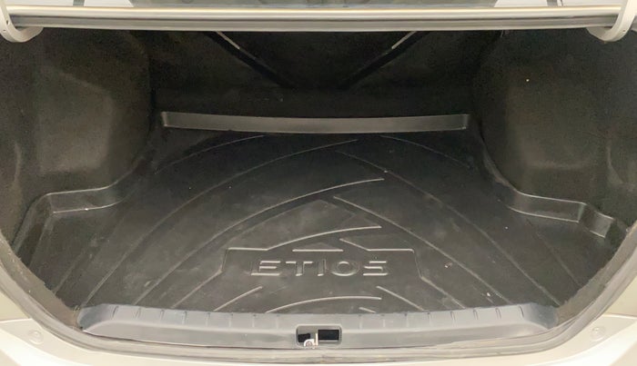 2012 Toyota Etios GD, Diesel, Manual, 79,182 km, Boot Inside