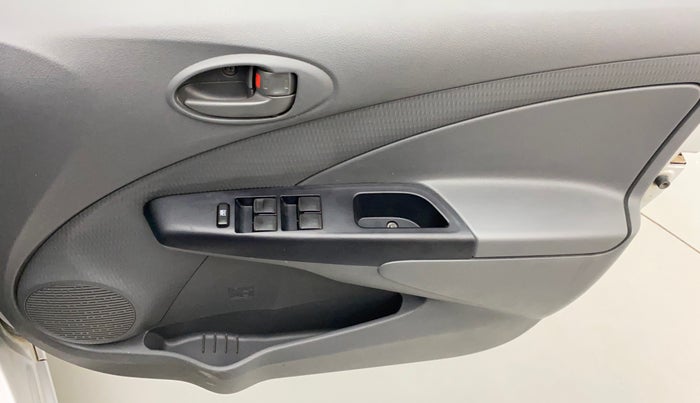 2012 Toyota Etios GD, Diesel, Manual, 79,182 km, Driver Side Door Panels Control