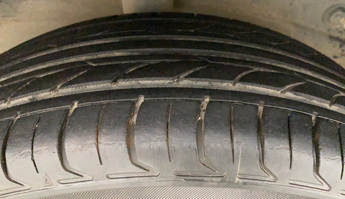 2012 Toyota Etios GD, Diesel, Manual, 79,182 km, Right Rear Tyre Tread