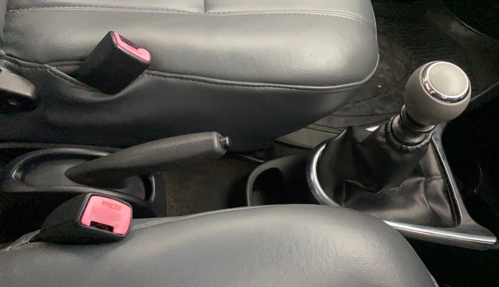 2012 Toyota Etios GD, Diesel, Manual, 79,182 km, Gear Lever