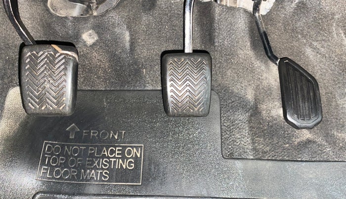 2012 Toyota Etios GD, Diesel, Manual, 79,182 km, Pedals