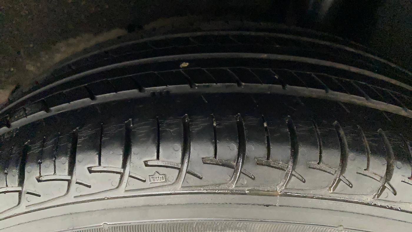 2016 Maruti Baleno DELTA PETROL 1.2, Petrol, Manual, 91,423 km, Left Rear Tyre Tread