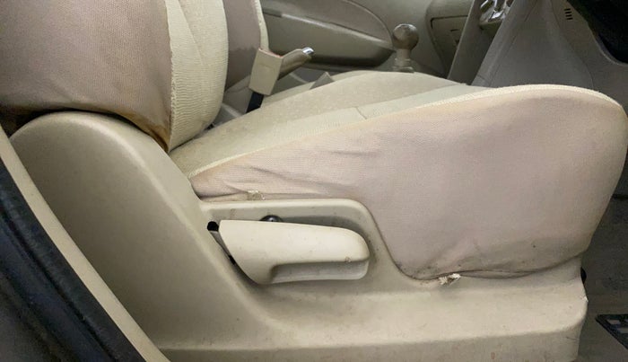 2015 Maruti Swift Dzire VXI, Petrol, Manual, 54,209 km, Driver Side Adjustment Panel