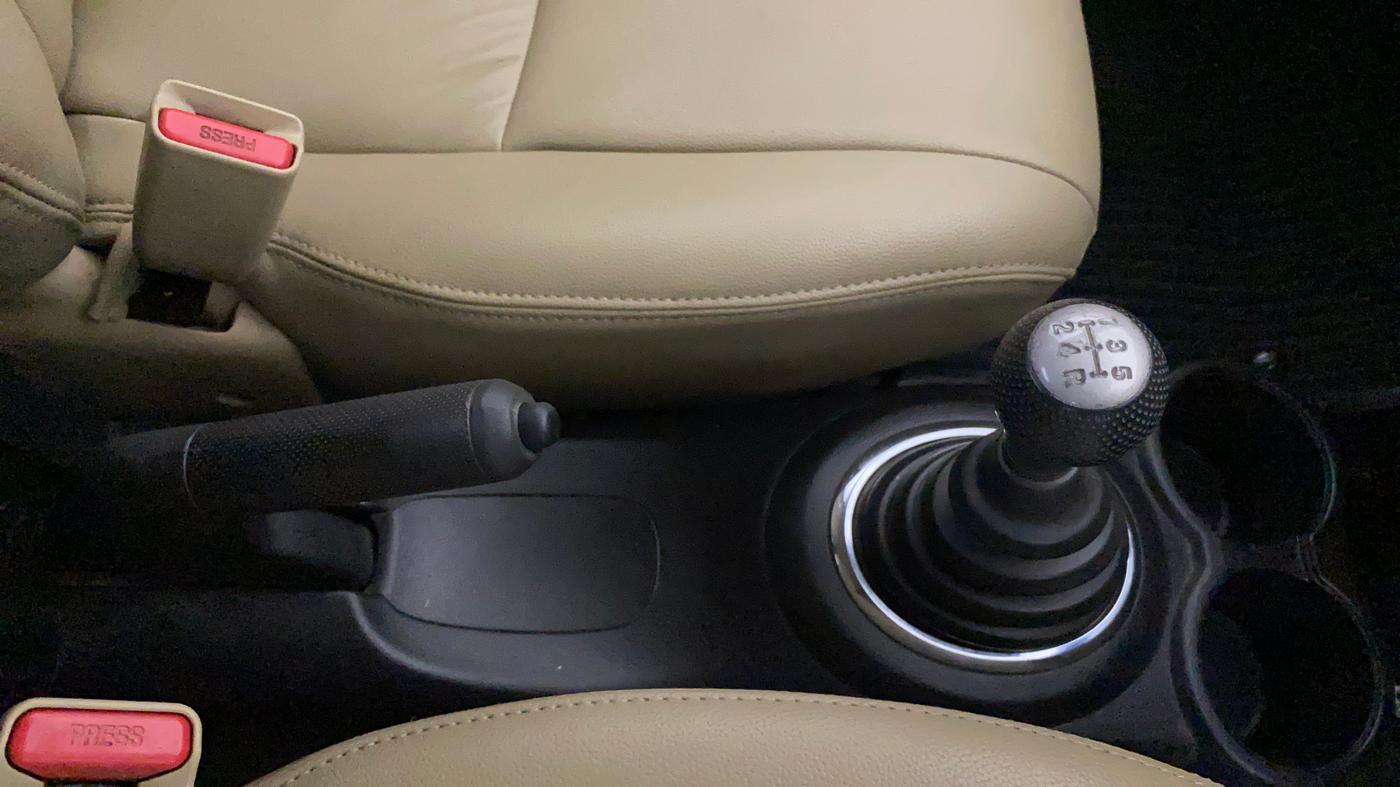 2018 Honda Amaze 1.2L I-VTEC S OPT, Petrol, Manual, 50 km, Gear Lever