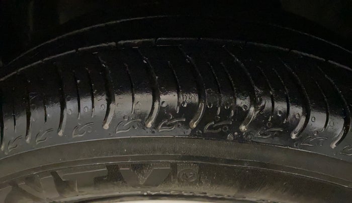 2018 Honda Amaze 1.2L I-VTEC S OPT, Petrol, Manual, 62,085 km, Left Front Tyre Tread