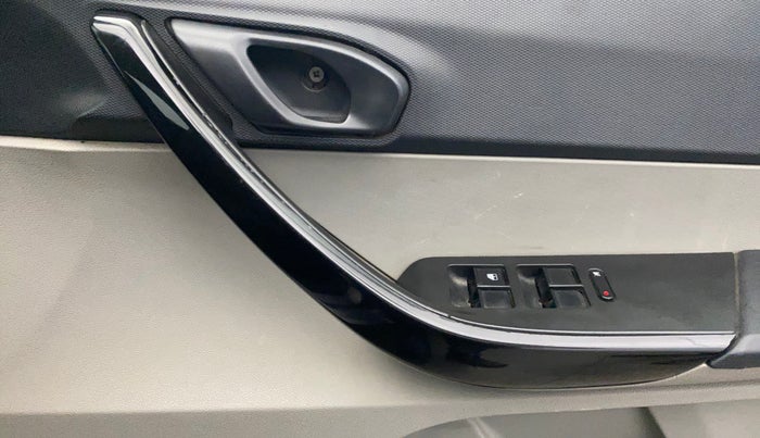 2019 Tata Tiago XM PETROL, Petrol, Manual, 42,200 km, Driver Side Door Panels Control