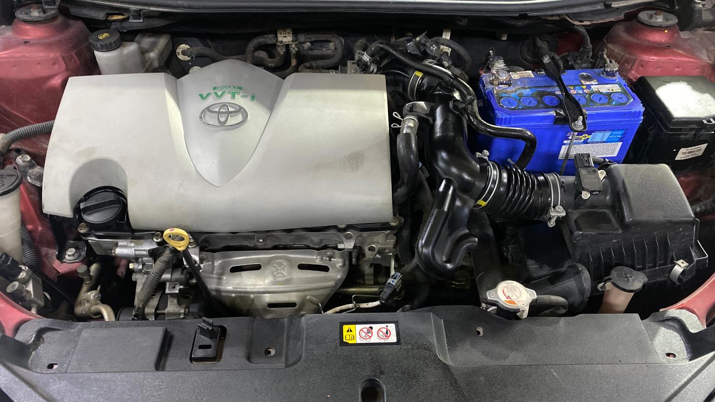 2018 Toyota YARIS VX CVT, Petrol, Automatic, 55,182 km, Engine View