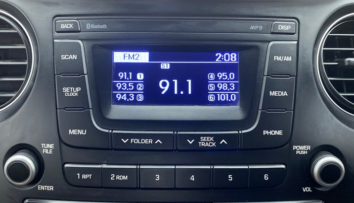 2016 Hyundai Xcent SX 1.2, Petrol, Manual, 28,661 km, Infotainment System