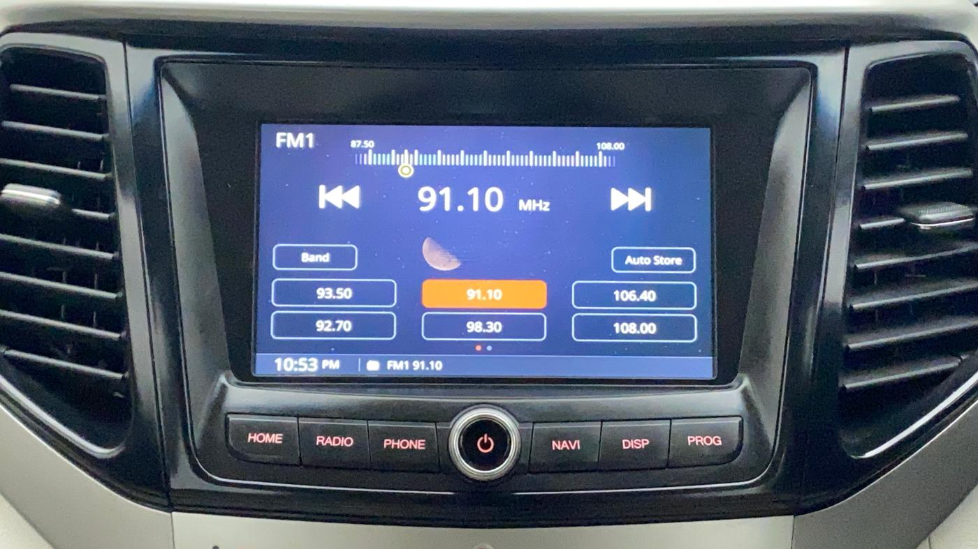 2022 Mahindra XUV300 W8 (O) 1.5 DIESEL, Diesel, Manual, 14,565 km, Infotainment System