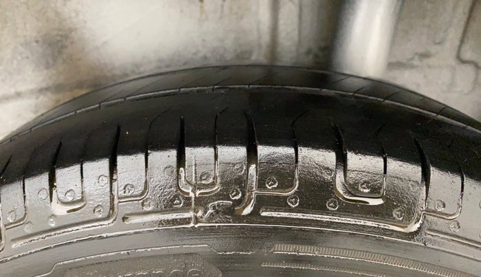 2019 Maruti New Wagon-R LXI CNG 1.0, CNG, Manual, 70,598 km, Left Rear Tyre Tread