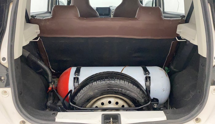 2019 Maruti New Wagon-R LXI CNG 1.0, CNG, Manual, 70,598 km, Boot Inside