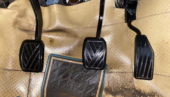 2019 Maruti New Wagon-R LXI CNG 1.0, CNG, Manual, 70,598 km, Pedals