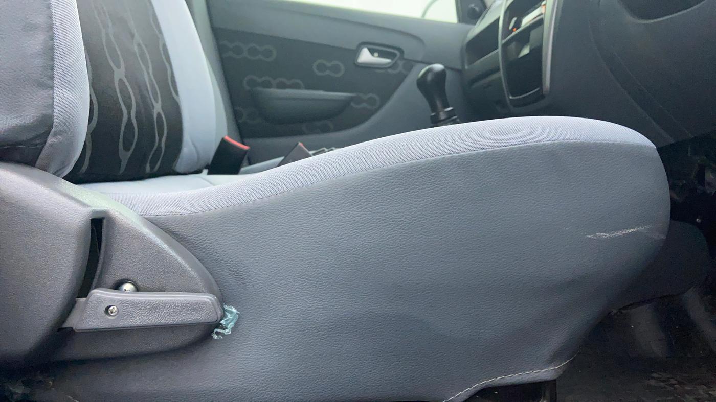2015 Maruti Alto 800 LXI, Petrol, Manual, 7,732 km, Driver Side Adjustment Panel